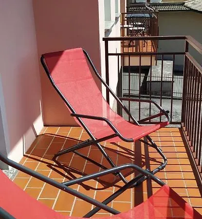 Apartment Dolce - Fantastic View -free Wi-fi & Late Check-out *