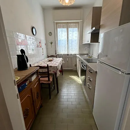 Dolce - Fantastic View -free Wi-fi & Late Check-out Apartamento Perledo