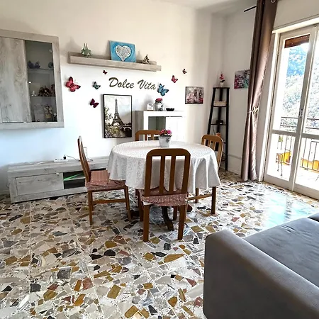 公寓 Dolce - Fantastic View -free Wi-fi & Late Check-out 佩尔莱多